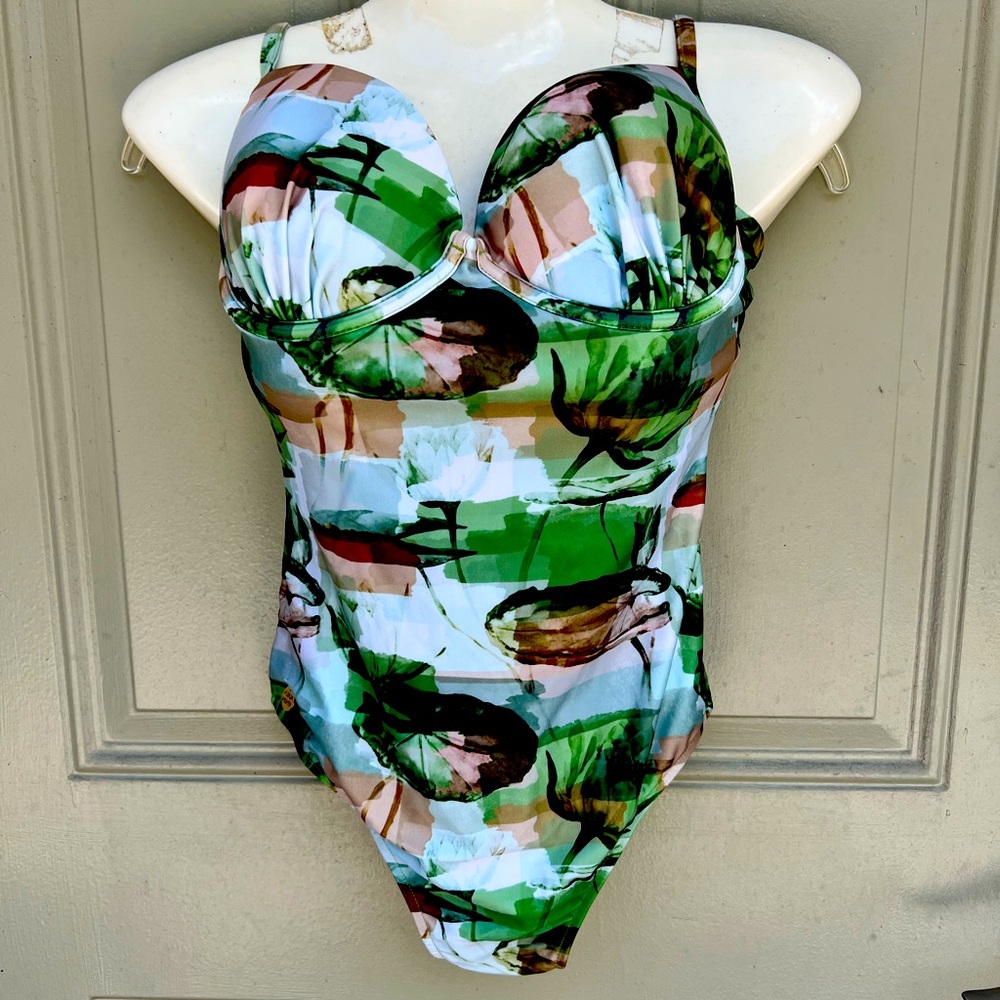 Bathing suit